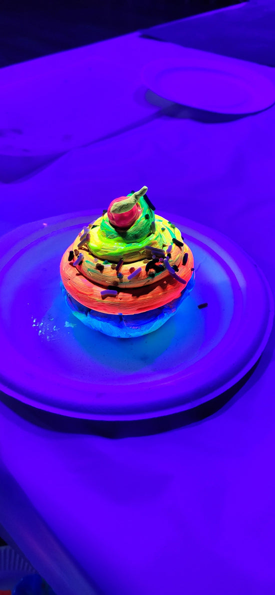 Glow_Party_Cupcake_Sculpting