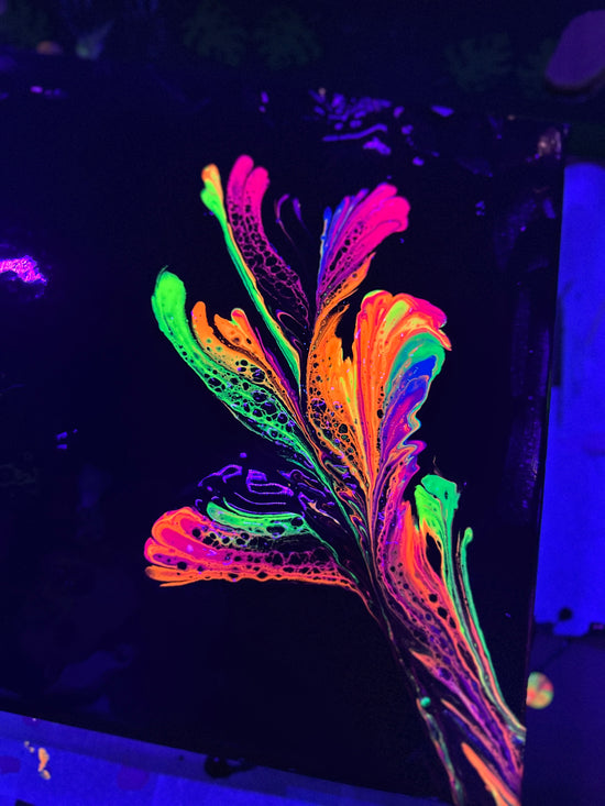 Pour Painting Art