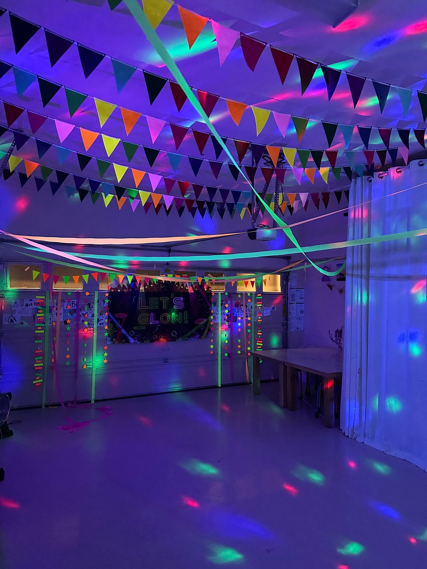 cool glow in the dark party ideas